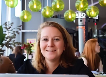 Suzan van Aalten, Visiting Online Marketeer
